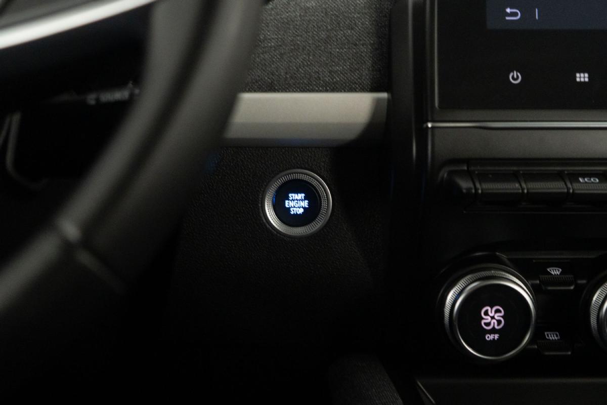 renault-zoe-2021-eletrico-0cc