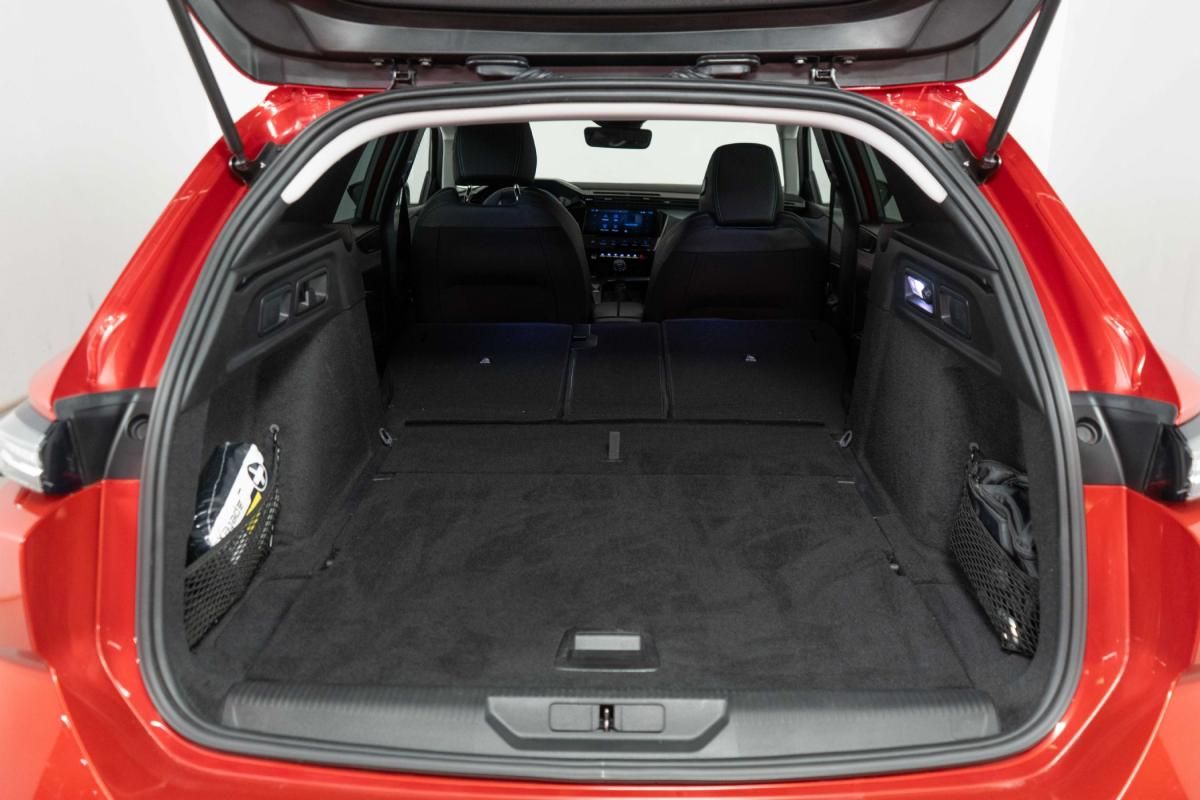 peugeot-308-sw-2024-gasolina-1199cc
