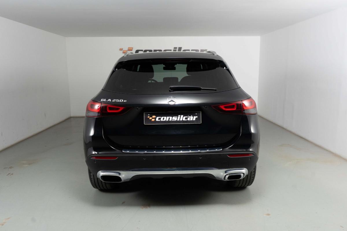 mercedes-benz-gla-2022-hibrido-a-gasolina-1332cc