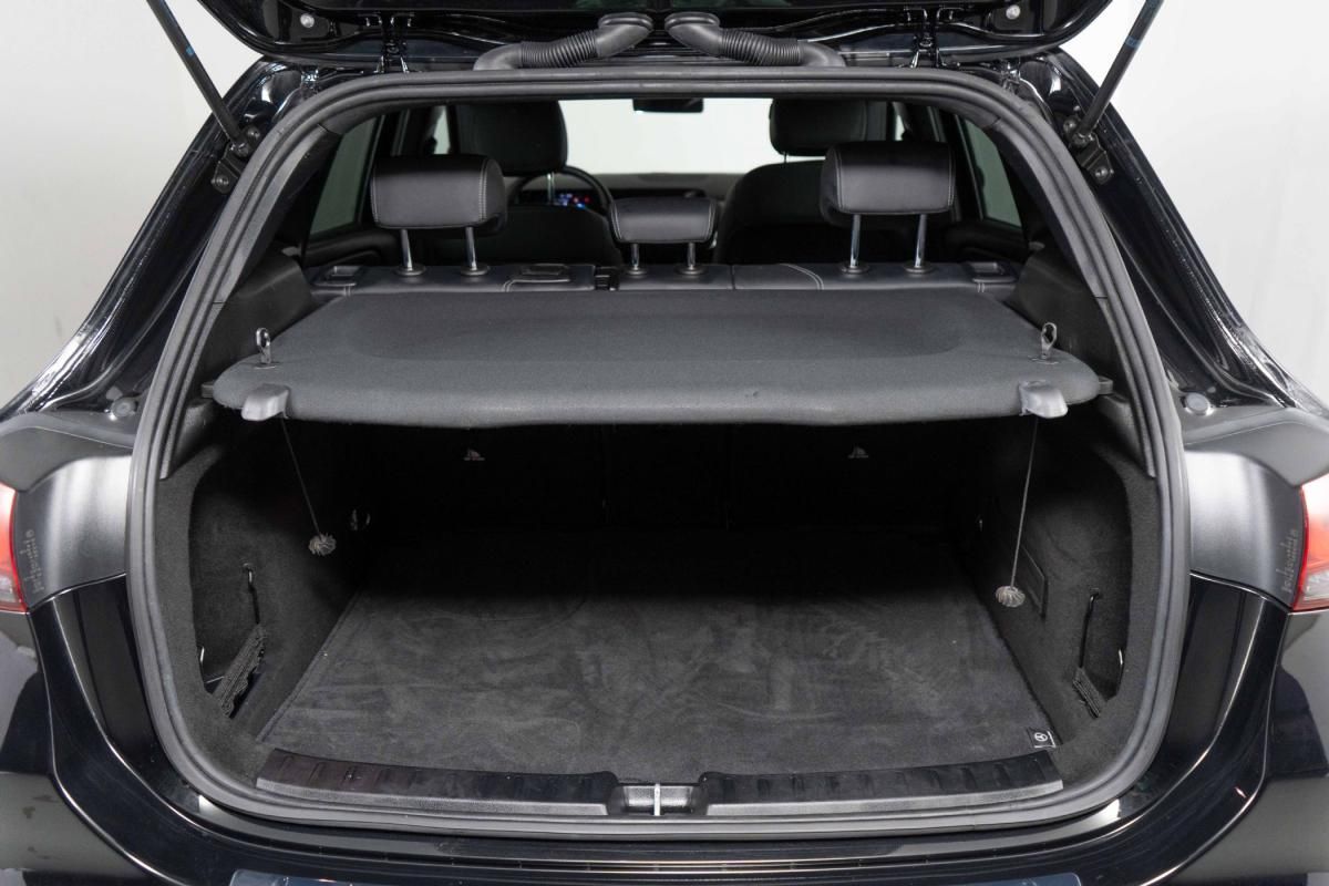 mercedes-benz-gla-2022-hibrido-a-gasolina-1332cc