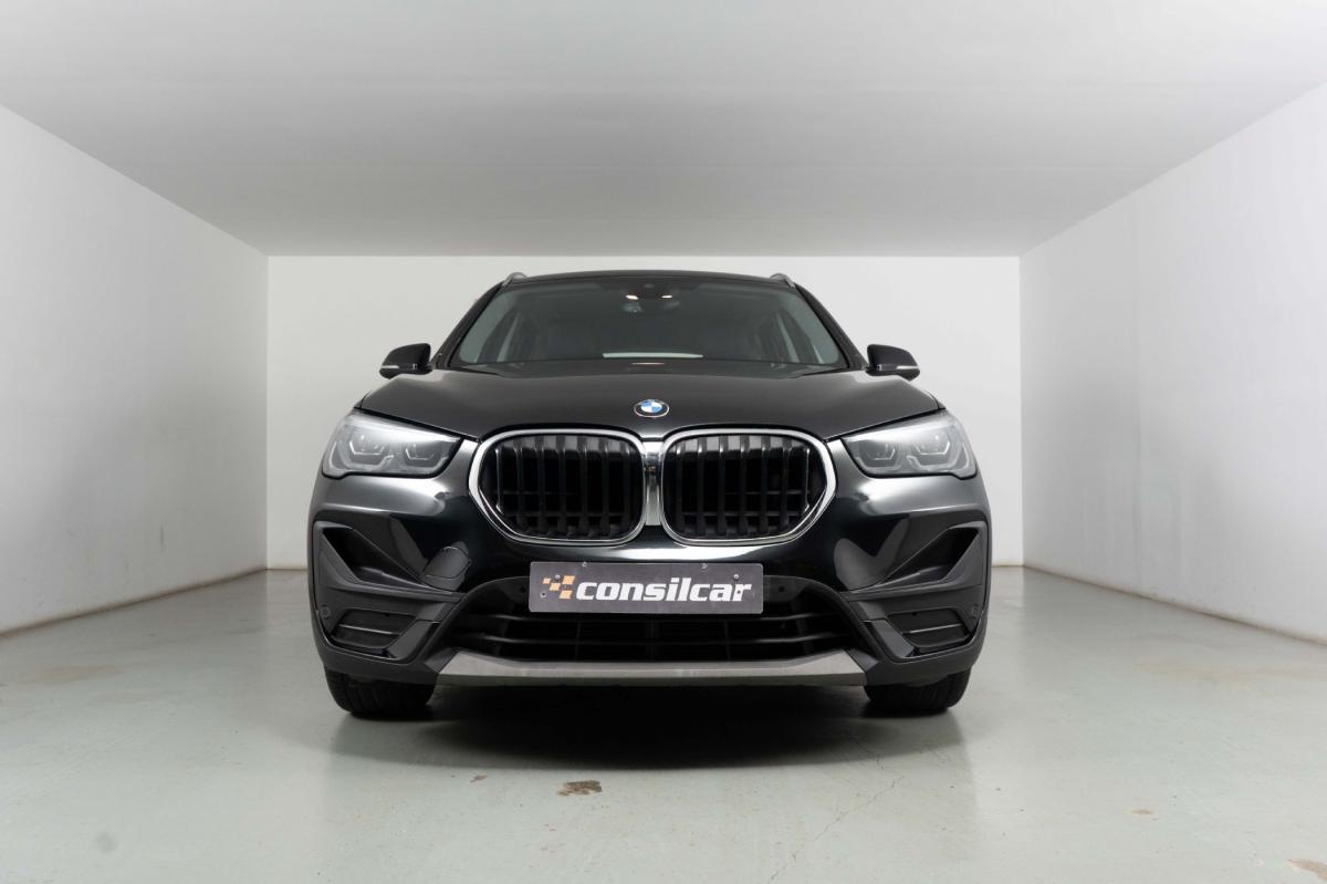 bmw-x1-2020-hibrido-a-gasolina-1499cc