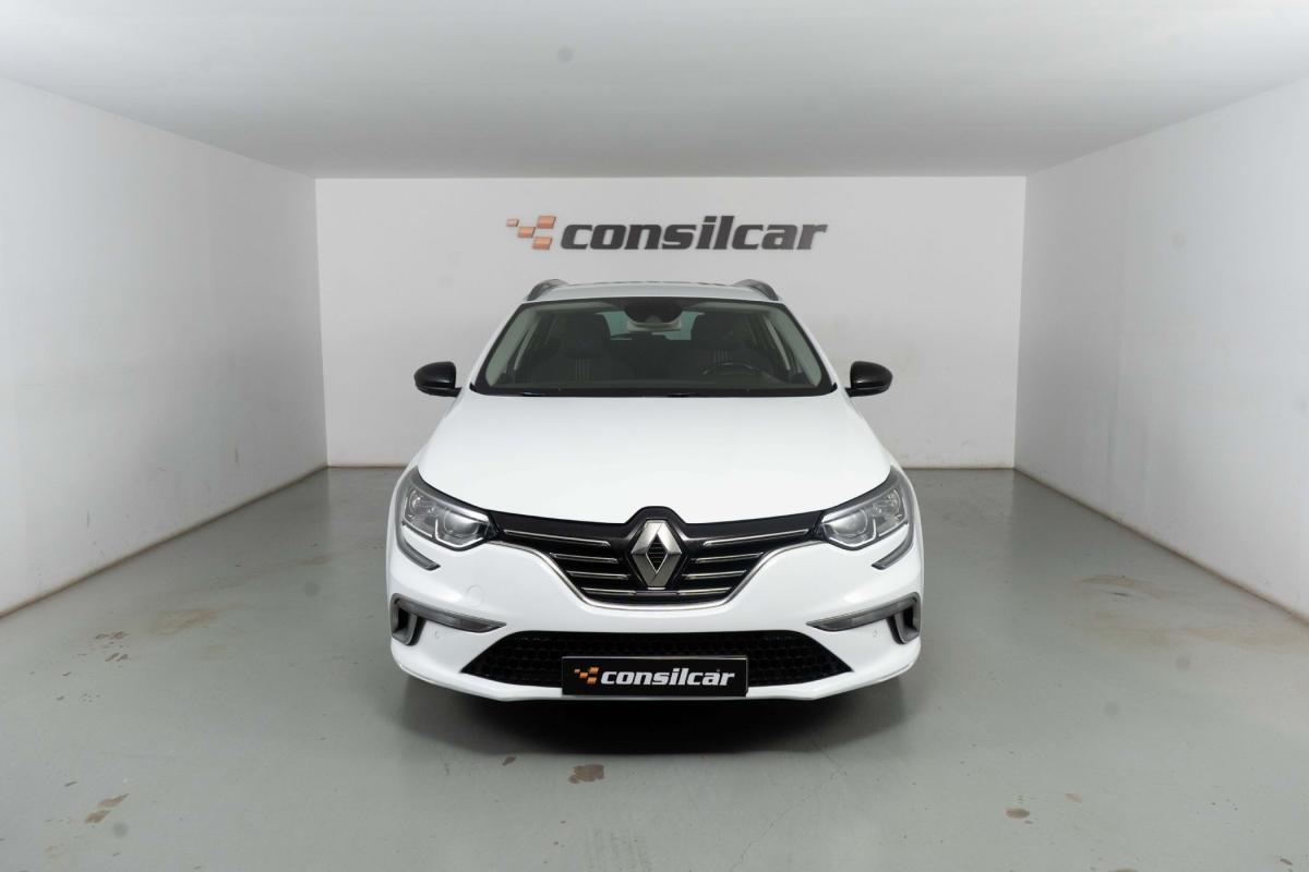 renault-megane-sport-tourer-2019-diesel-1461cc