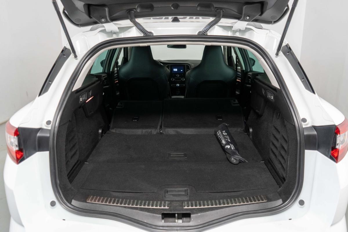 renault-megane-sport-tourer-2019-diesel-1461cc