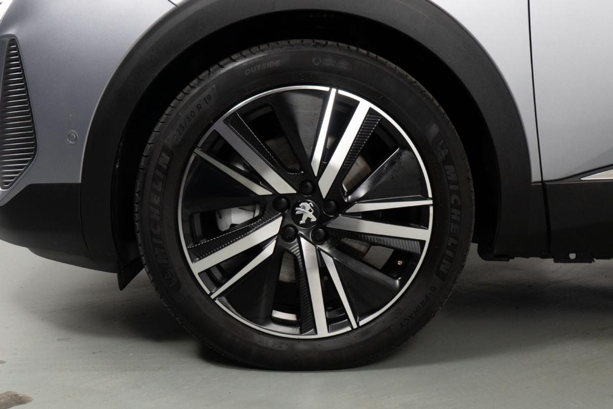 peugeot-3008-2024-hibrido-a-gasolina-1598cc