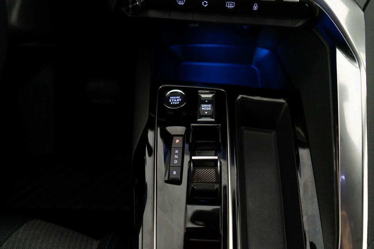 peugeot-3008-2024-hibrido-a-gasolina-1598cc