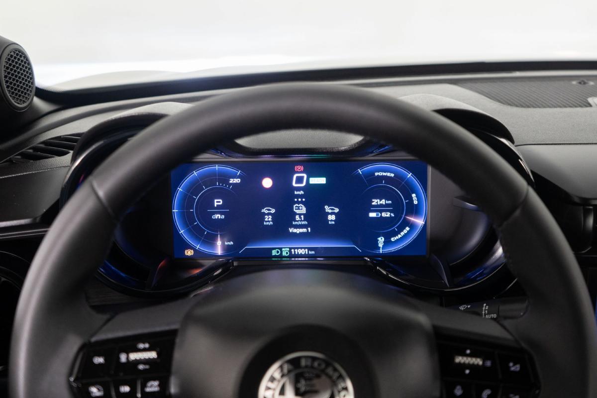 alfa-romeo-junior-2025-eletrico-0cc