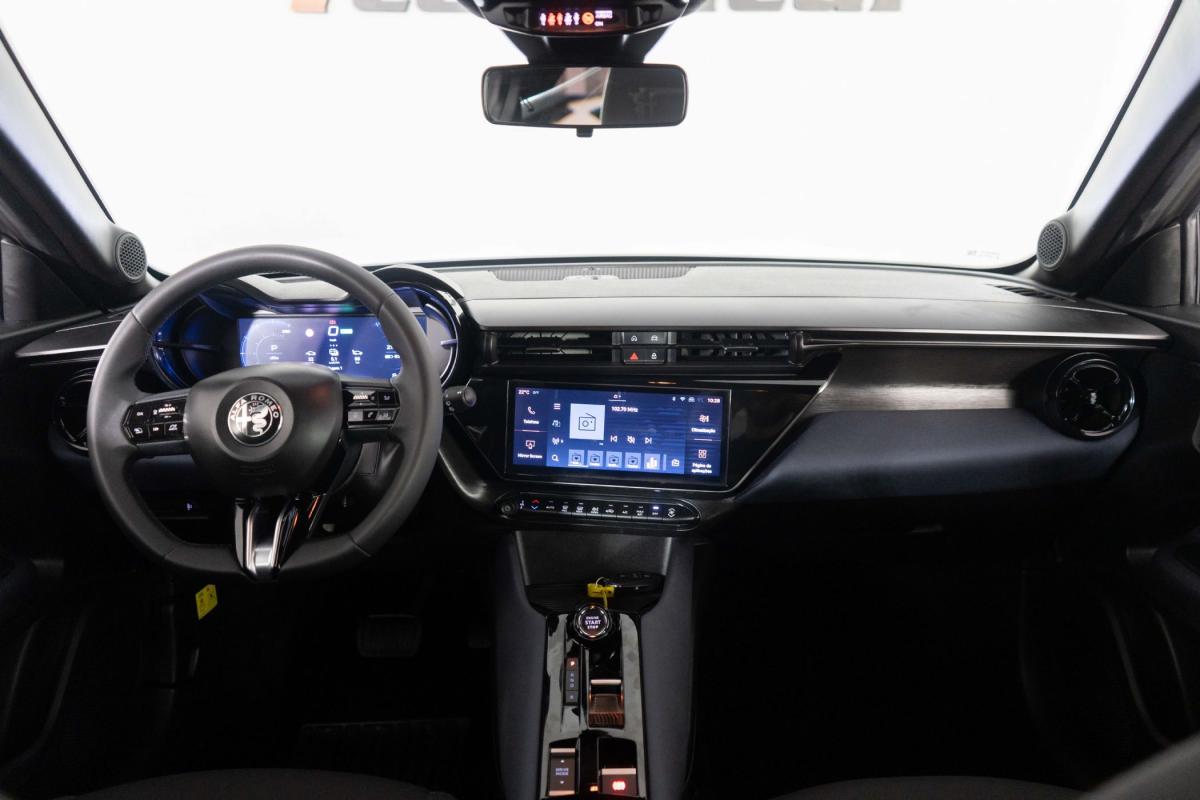 alfa-romeo-junior-2025-eletrico-0cc