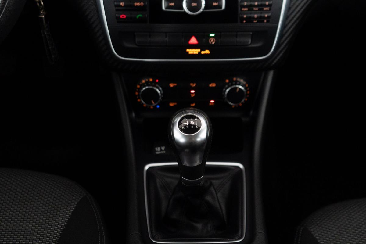 mercedes-benz-gla-2015-diesel-1461cc