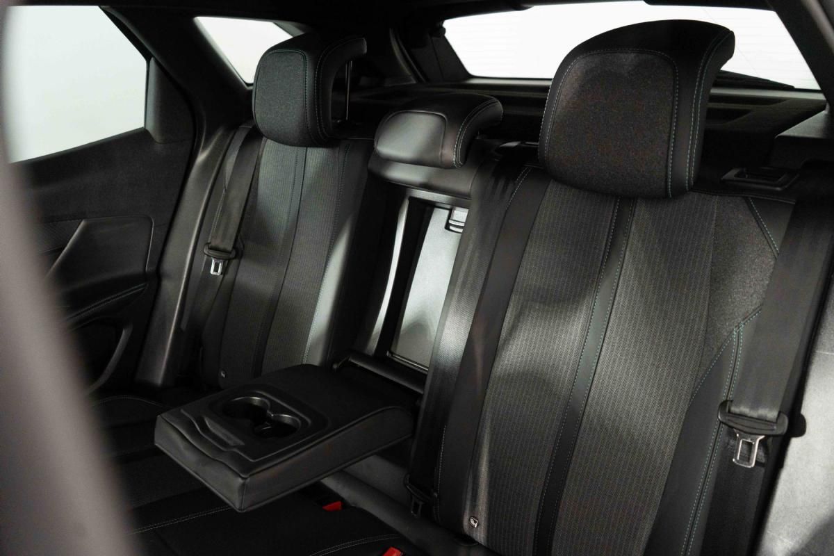 peugeot-3008-2024-hibrido-a-gasolina-1598cc