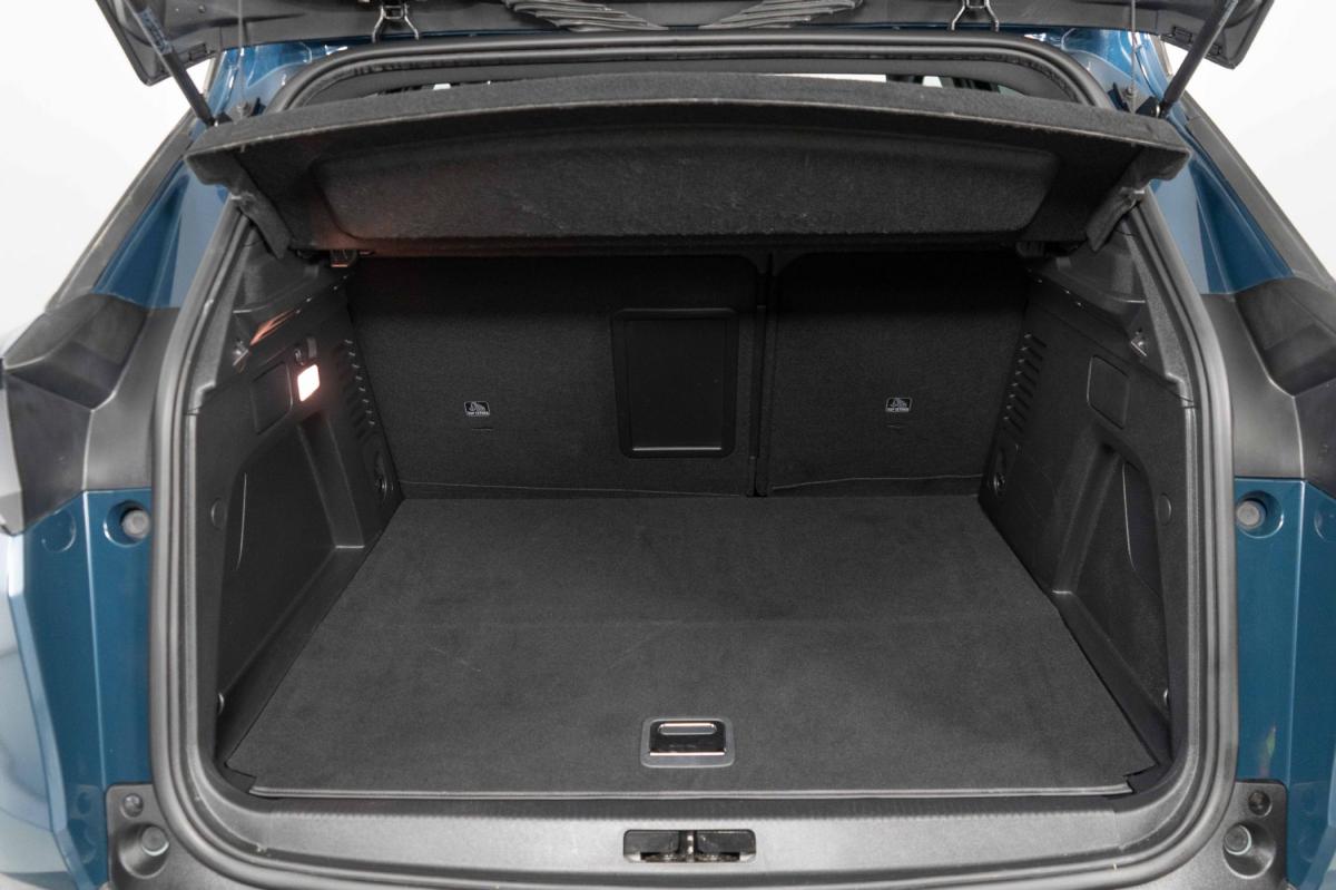 peugeot-3008-2024-hibrido-a-gasolina-1598cc
