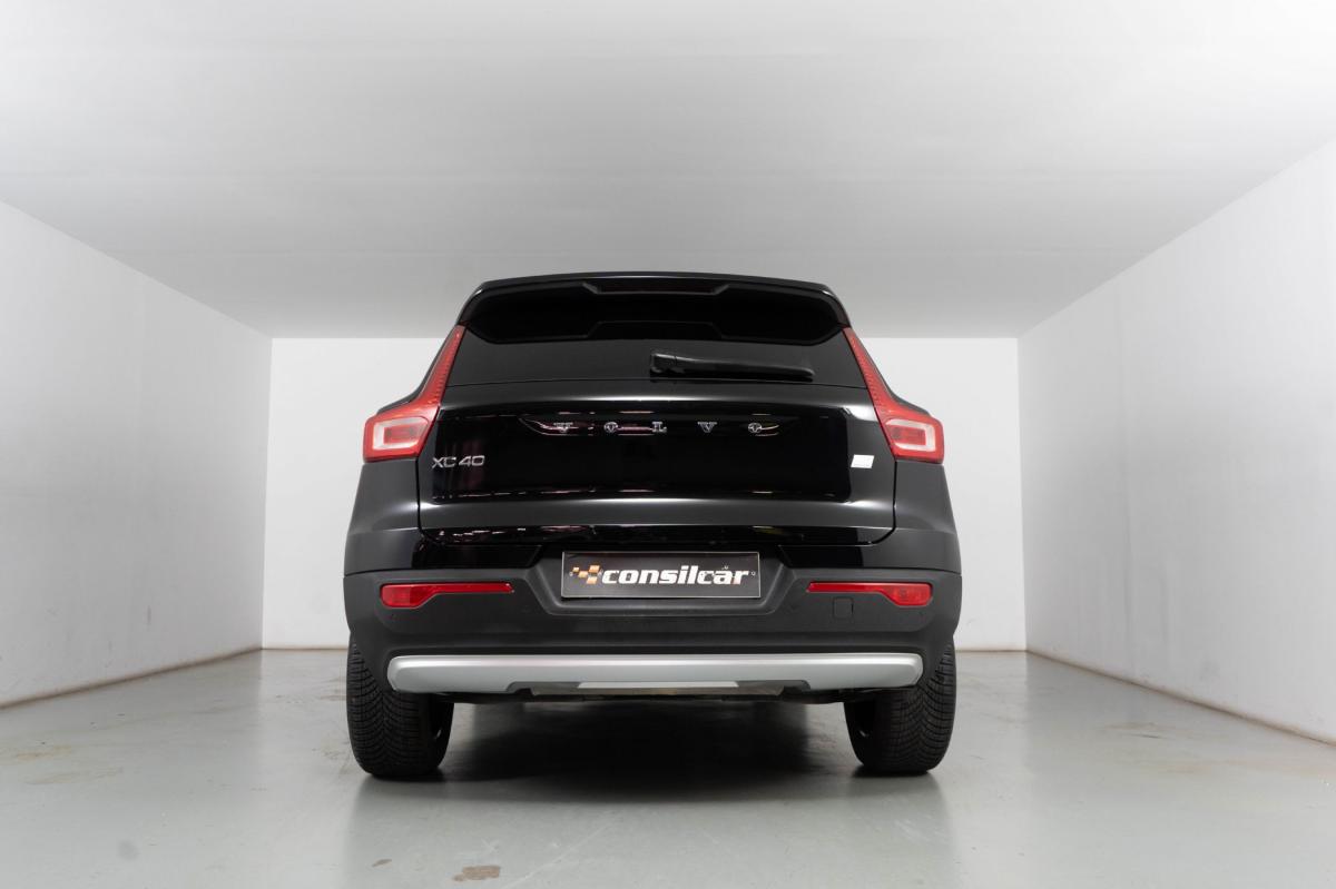 volvo-xc40-2021-hibrido-a-gasolina-1477cc