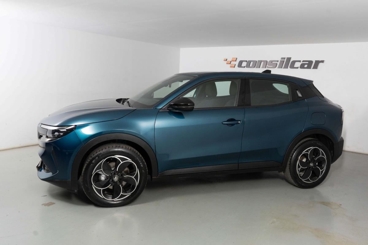 alfa-romeo-junior-2025-eletrico-0cc