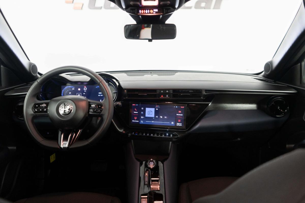 alfa-romeo-junior-2025-eletrico-0cc