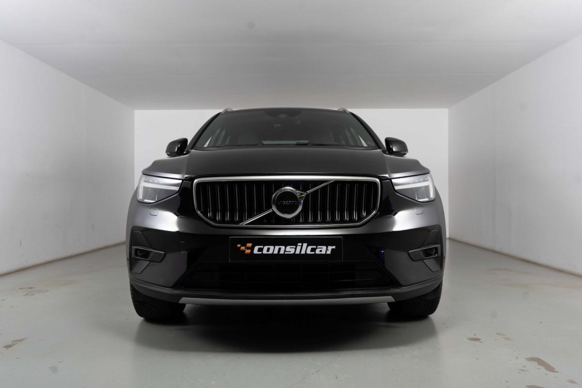 volvo-xc40-2022-hibrido-a-gasolina-1477cc