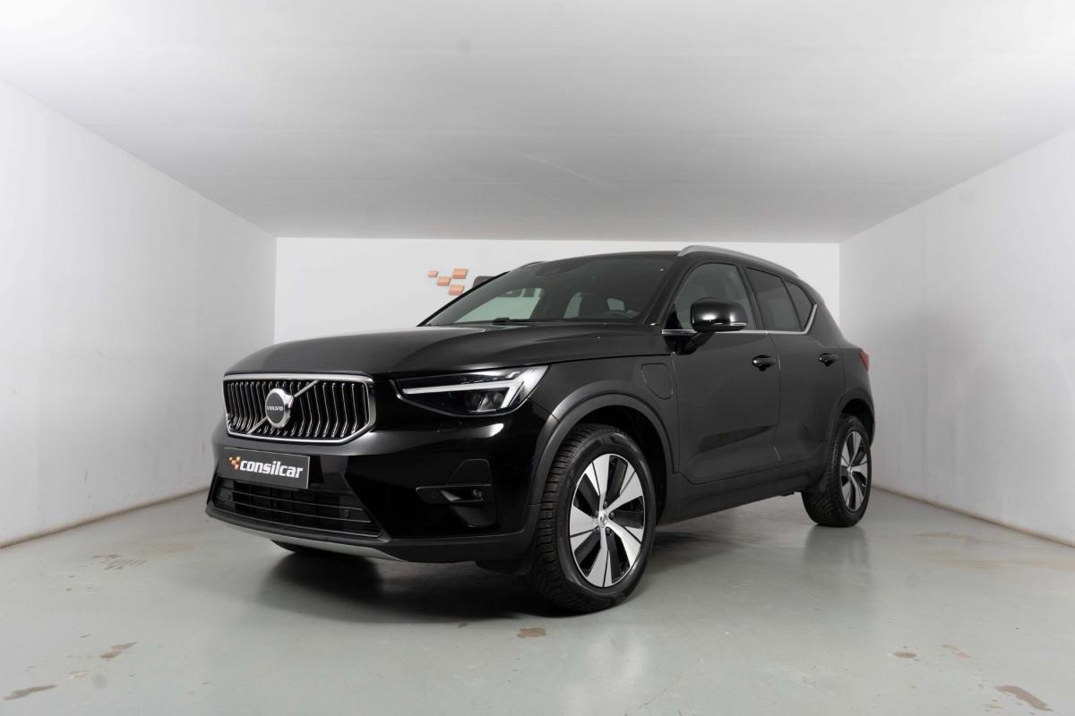 volvo-xc40-2022-hibrido-a-gasolina-1477cc