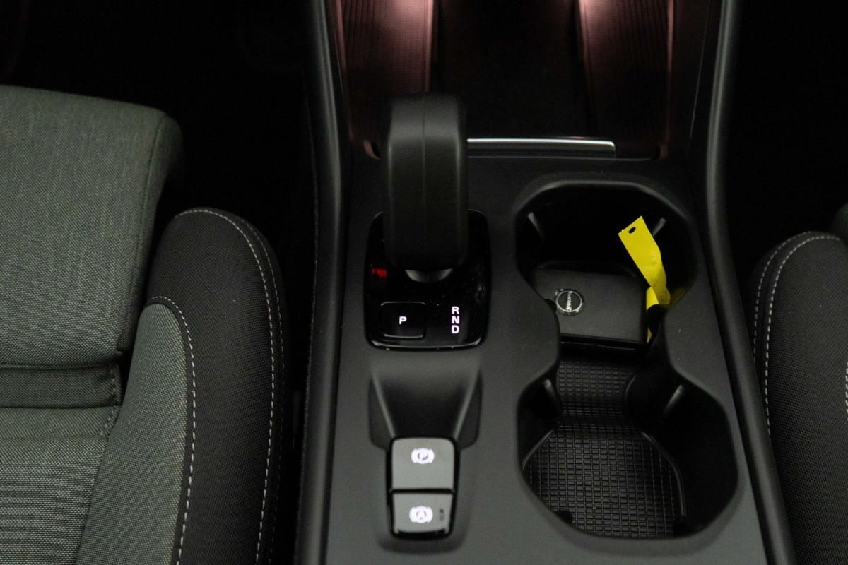 volvo-xc40-2022-hibrido-a-gasolina-1477cc