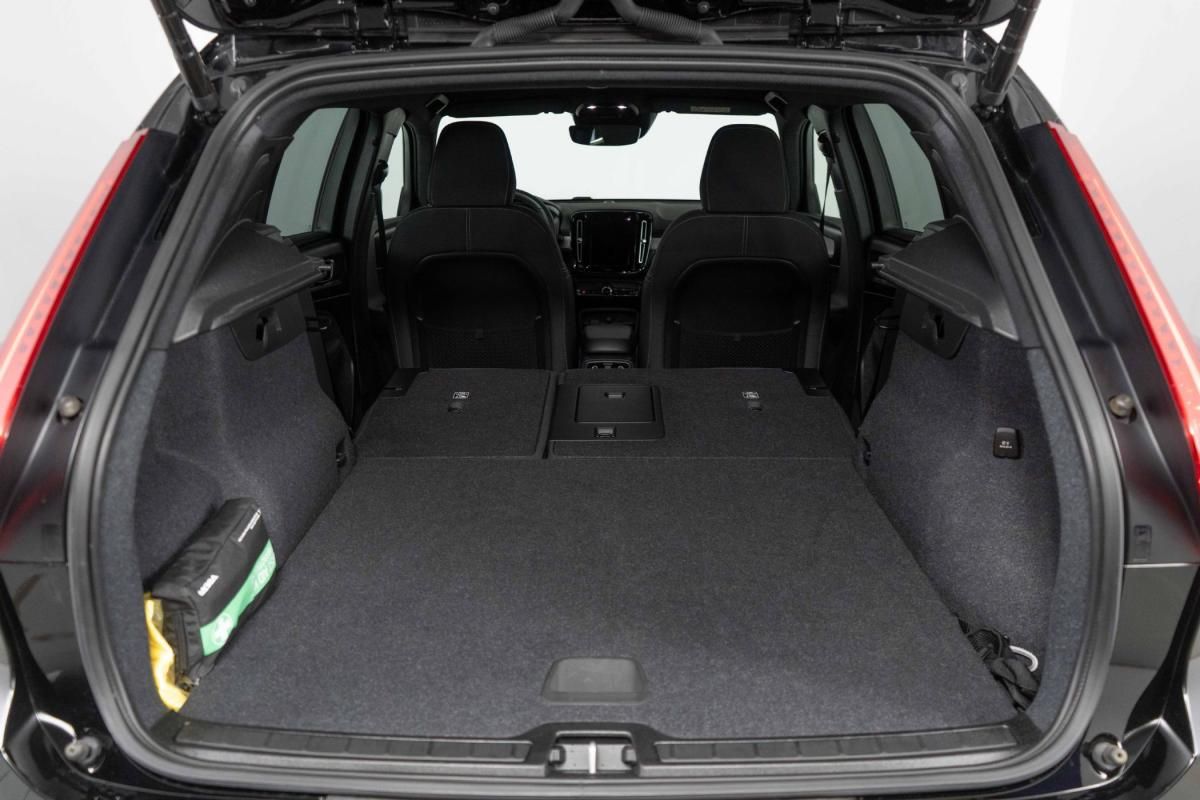 volvo-xc40-2022-hibrido-a-gasolina-1477cc