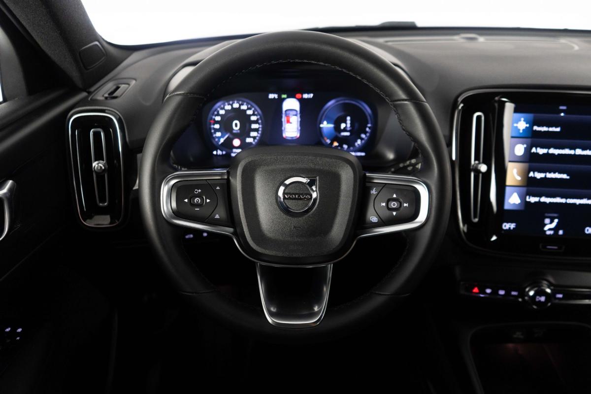 volvo-xc40-2022-hibrido-a-gasolina-1477cc