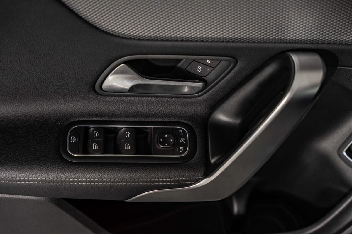mercedes-benz-cla-2022-hibrido-a-gasolina-1332cc