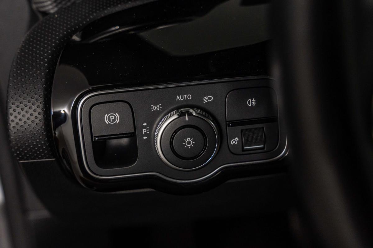 mercedes-benz-cla-2022-hibrido-a-gasolina-1332cc