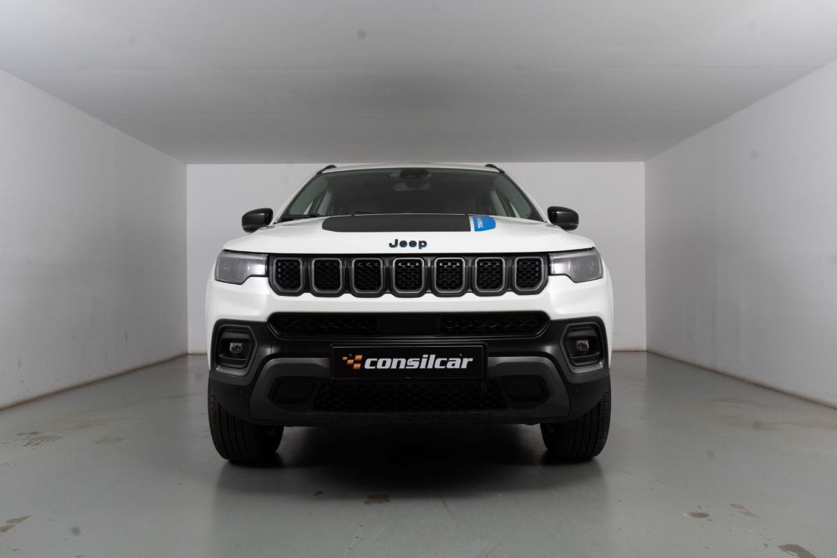 jeep-compass-2023-hibrido-a-gasolina-1332cc