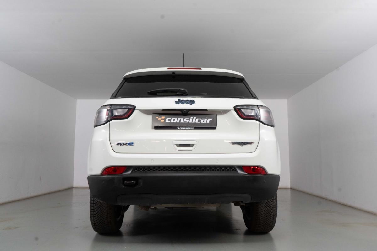 jeep-compass-2023-hibrido-a-gasolina-1332cc