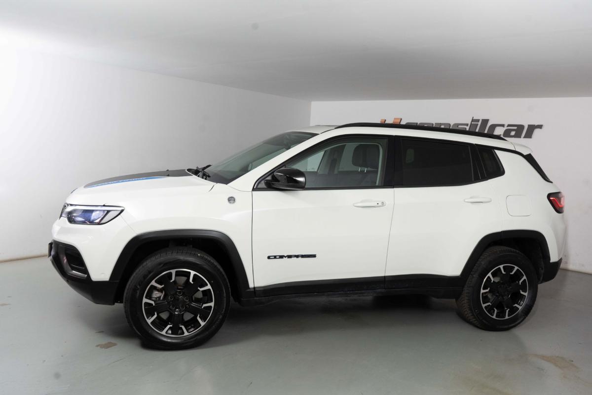 jeep-compass-2023-hibrido-a-gasolina-1332cc