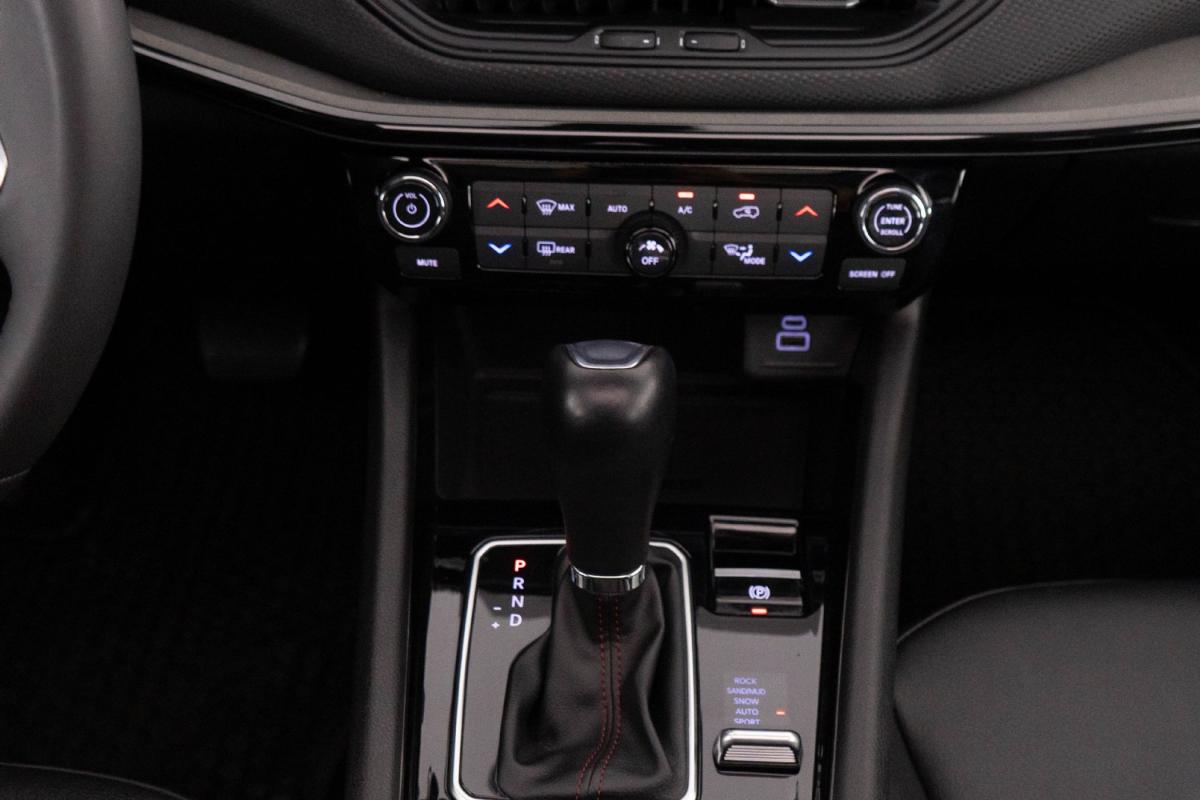jeep-compass-2023-hibrido-a-gasolina-1332cc