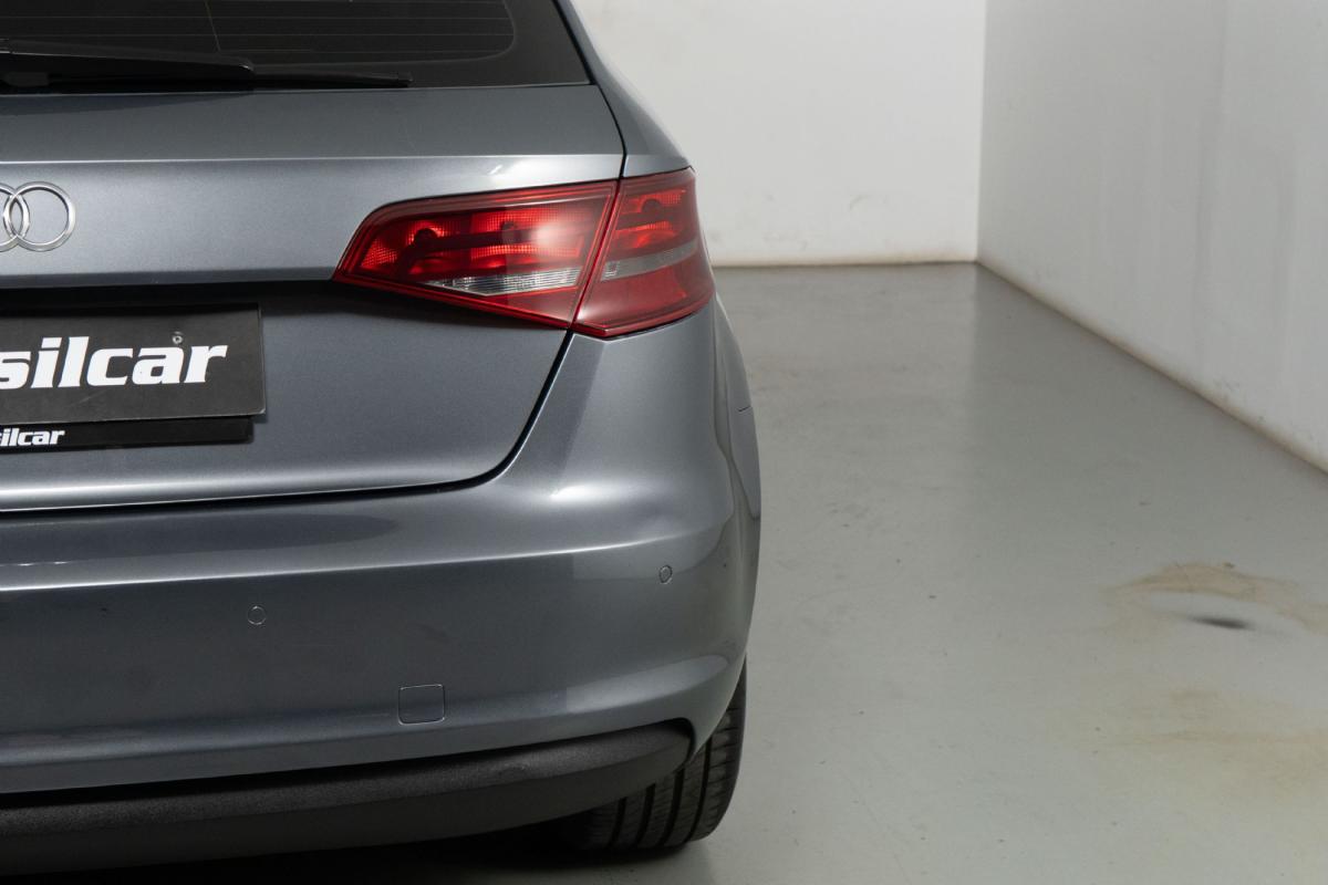 audi-a3-sportback-2016-diesel-1598cc