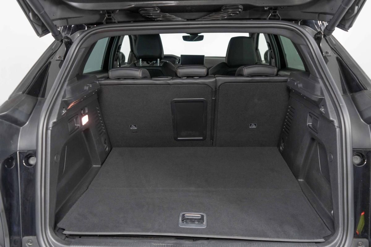 peugeot-3008-2022-hibrido-a-gasolina-1598cc