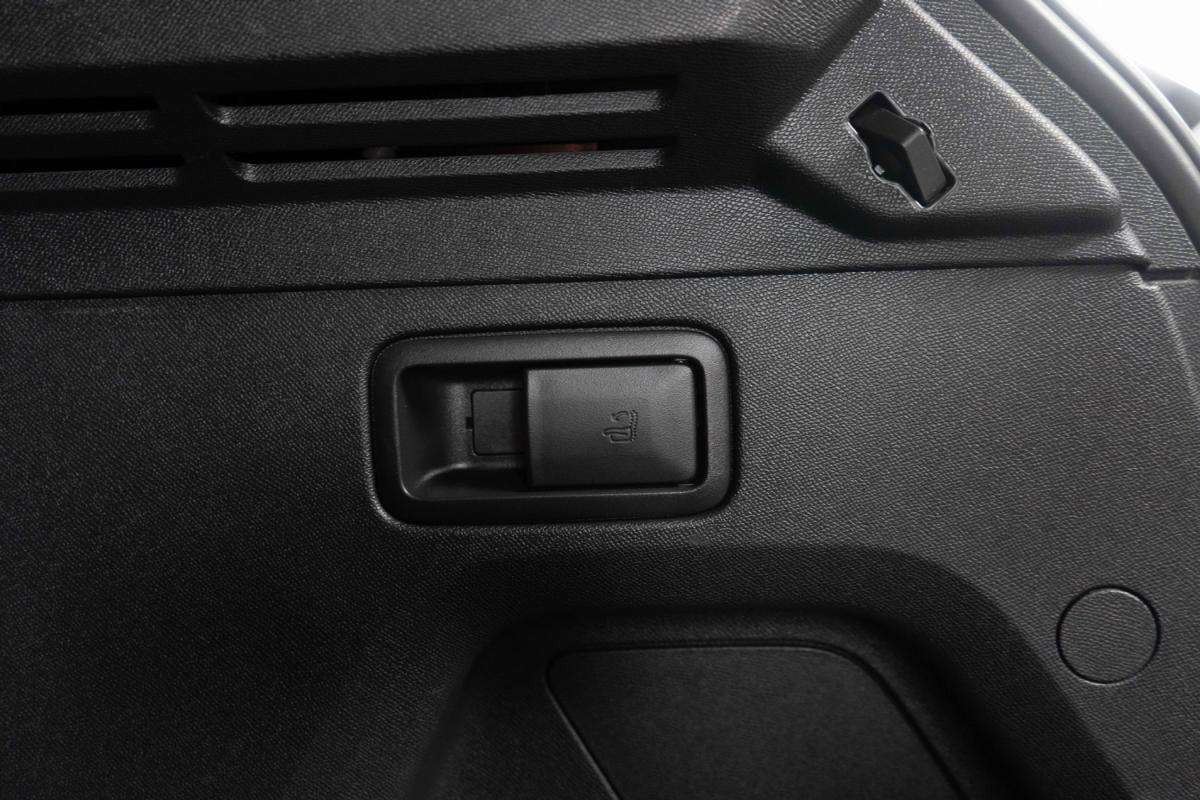 peugeot-3008-2022-hibrido-a-gasolina-1598cc