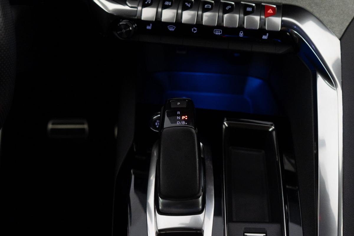 peugeot-3008-2022-hibrido-a-gasolina-1598cc