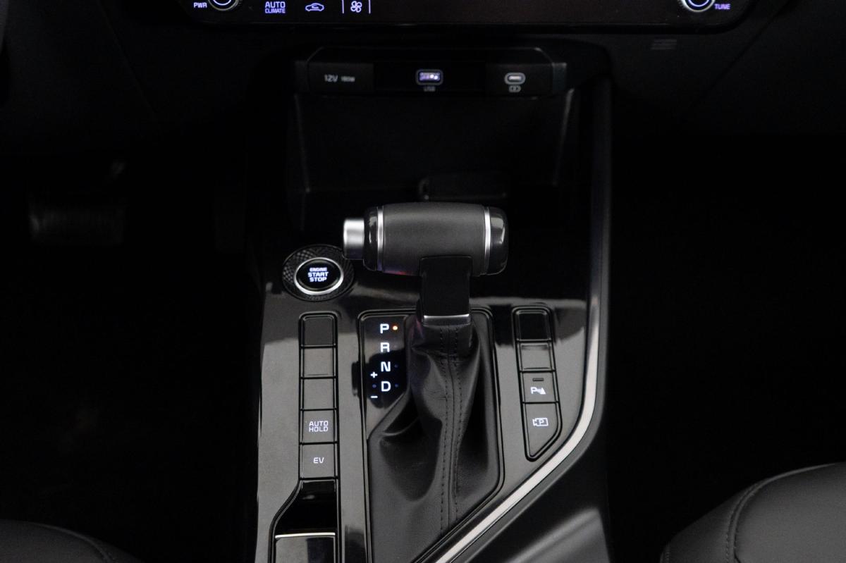 kia-niro-2022-hibrido-a-gasolina-1580cc
