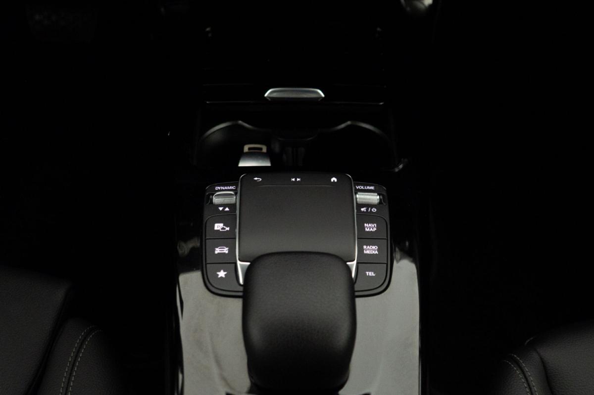 mercedes-benz-cla-2022-hibrido-a-gasolina-1332cc
