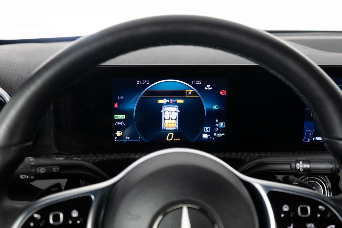 mercedes-benz-cla-2022-hibrido-a-gasolina-1332cc