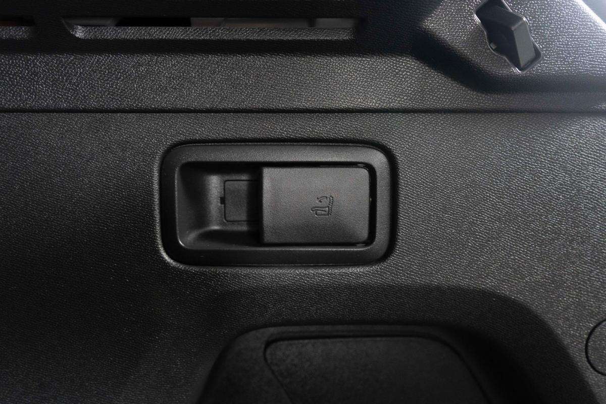 peugeot-3008-2019-gasolina-1199cc