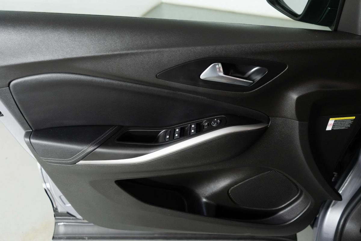 opel-grandland-2023-hibrido-a-gasolina-1598cc
