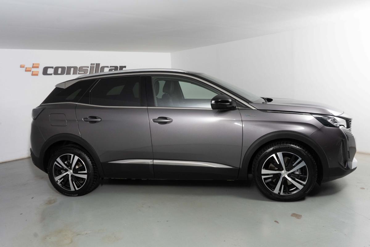 peugeot-3008-2023-hibrido-a-gasolina-1598cc