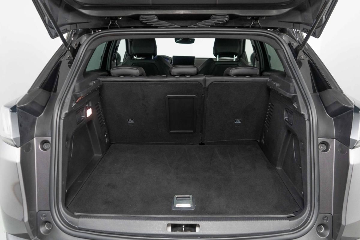 peugeot-3008-2023-hibrido-a-gasolina-1598cc