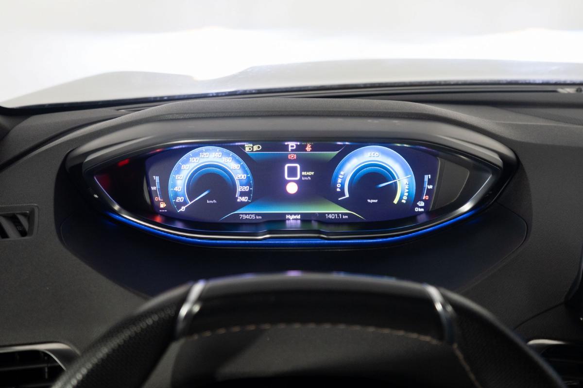 peugeot-3008-2023-hibrido-a-gasolina-1598cc