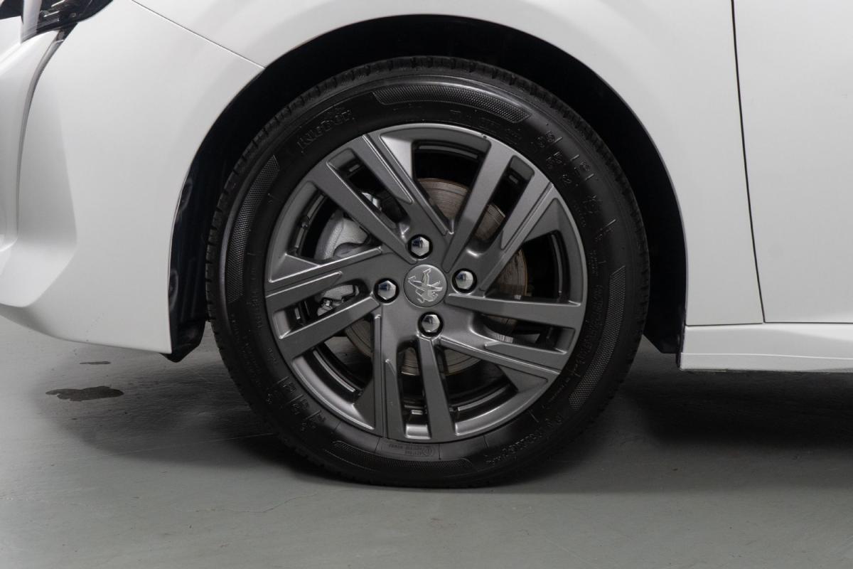 peugeot-208-2021-gasolina-1199cc