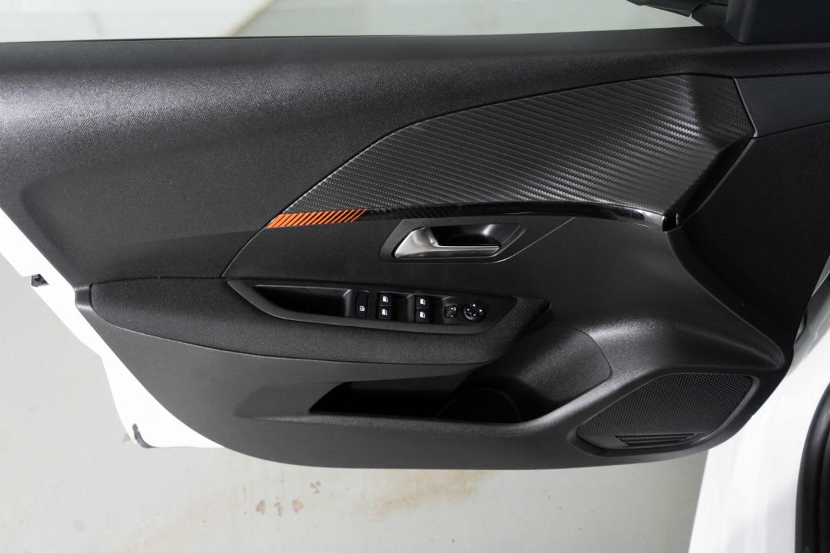 peugeot-208-2021-gasolina-1199cc