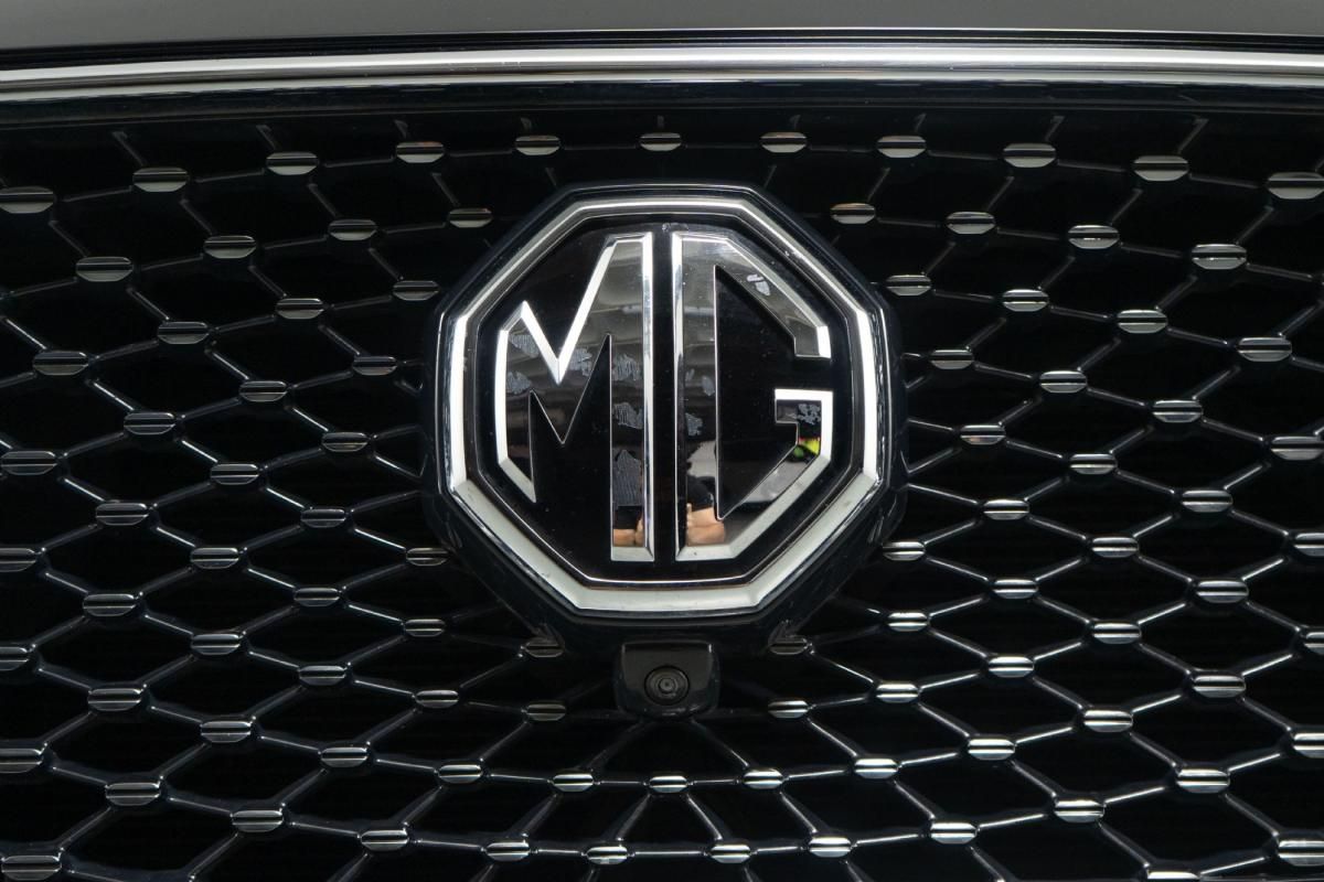 mg-hs-2023-hibrido-a-gasolina-1490cc