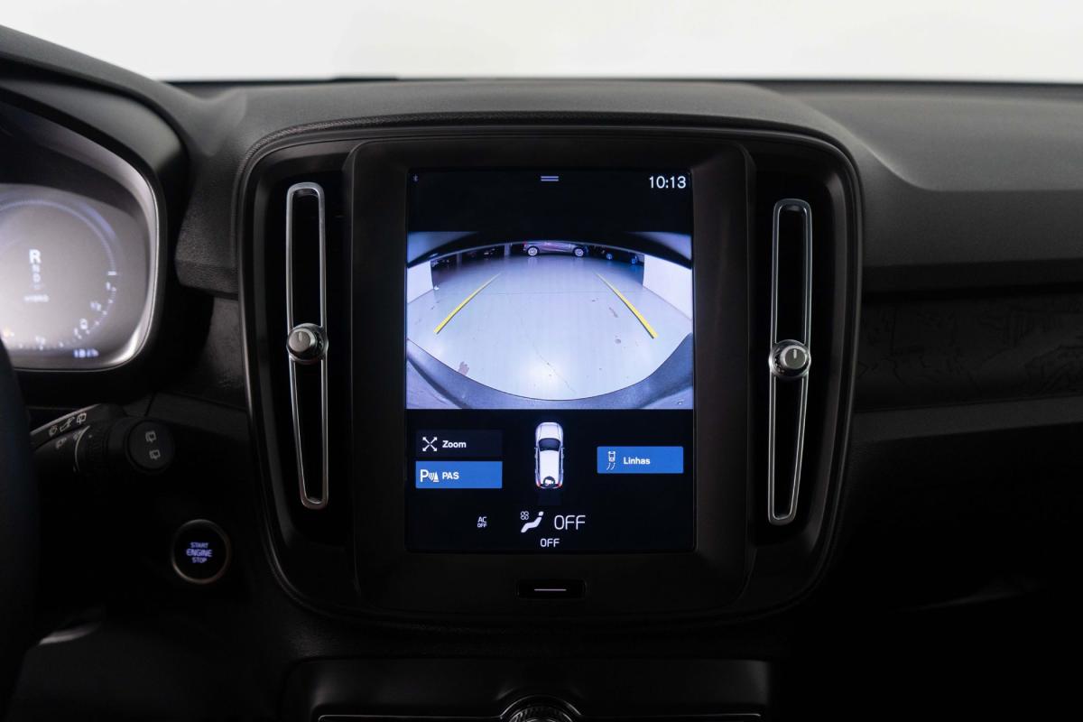 volvo-xc40-2023-hibrido-a-gasolina-1477cc