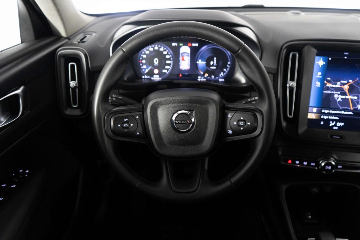 volvo-xc40-2023-hibrido-a-gasolina-1477cc