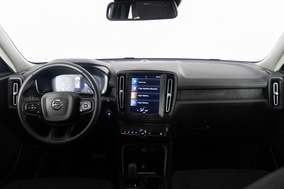 volvo-xc40-2023-hibrido-a-gasolina-1477cc