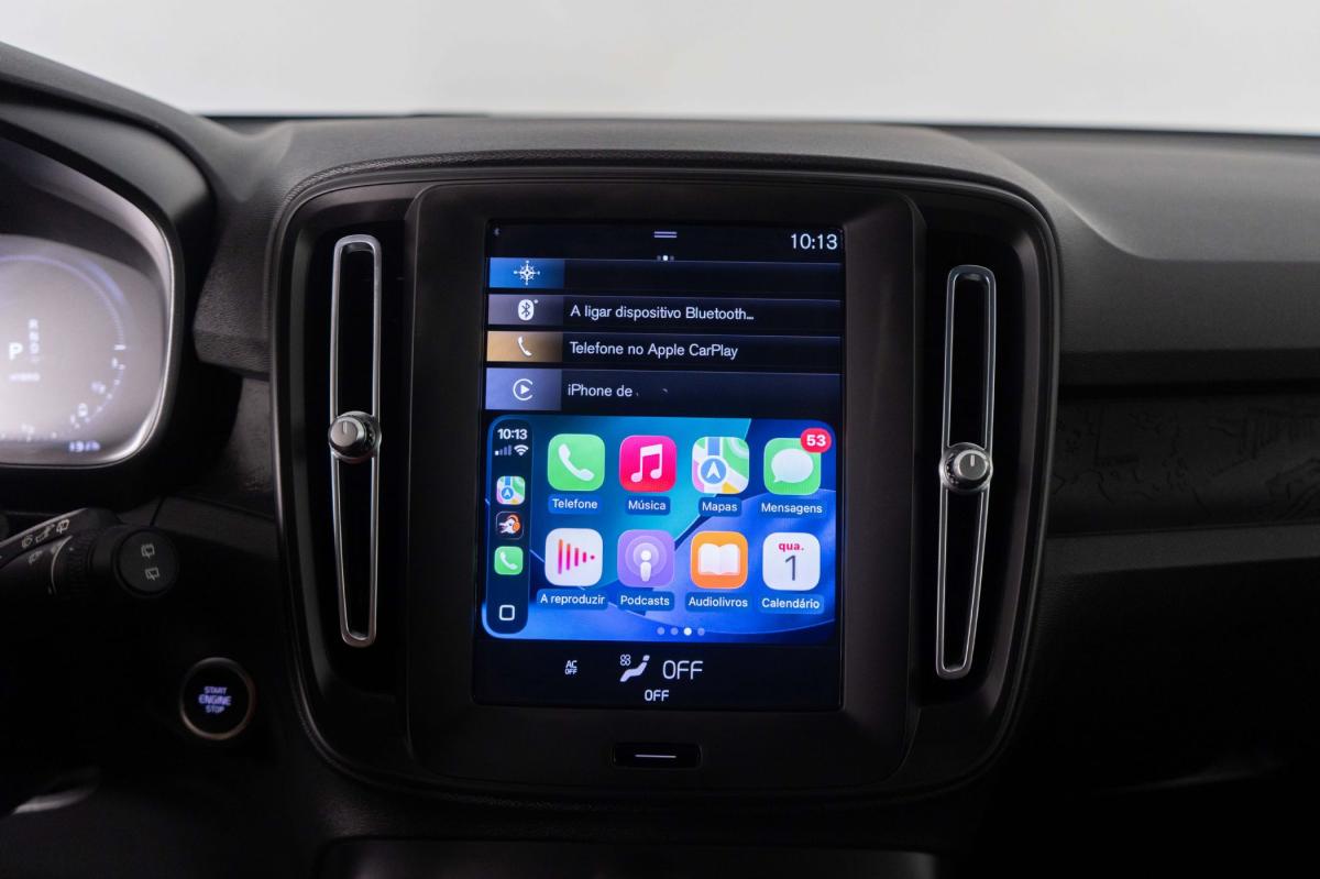 volvo-xc40-2023-hibrido-a-gasolina-1477cc