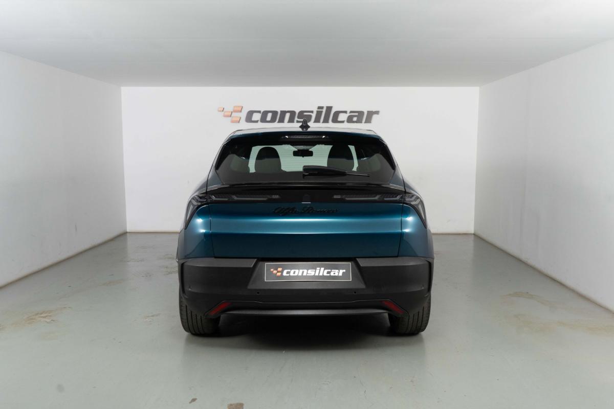 alfa-romeo-junior-2025-eletrico-0cc