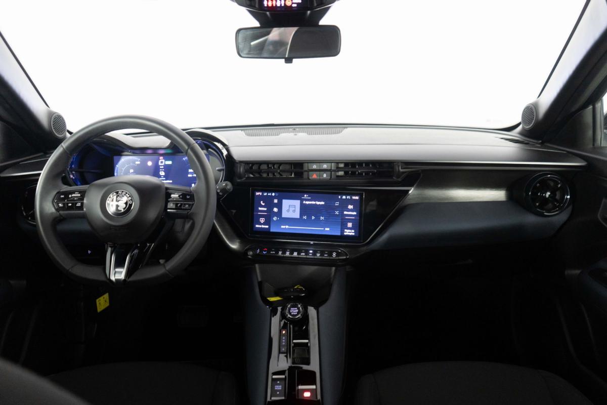 alfa-romeo-junior-2025-eletrico-0cc