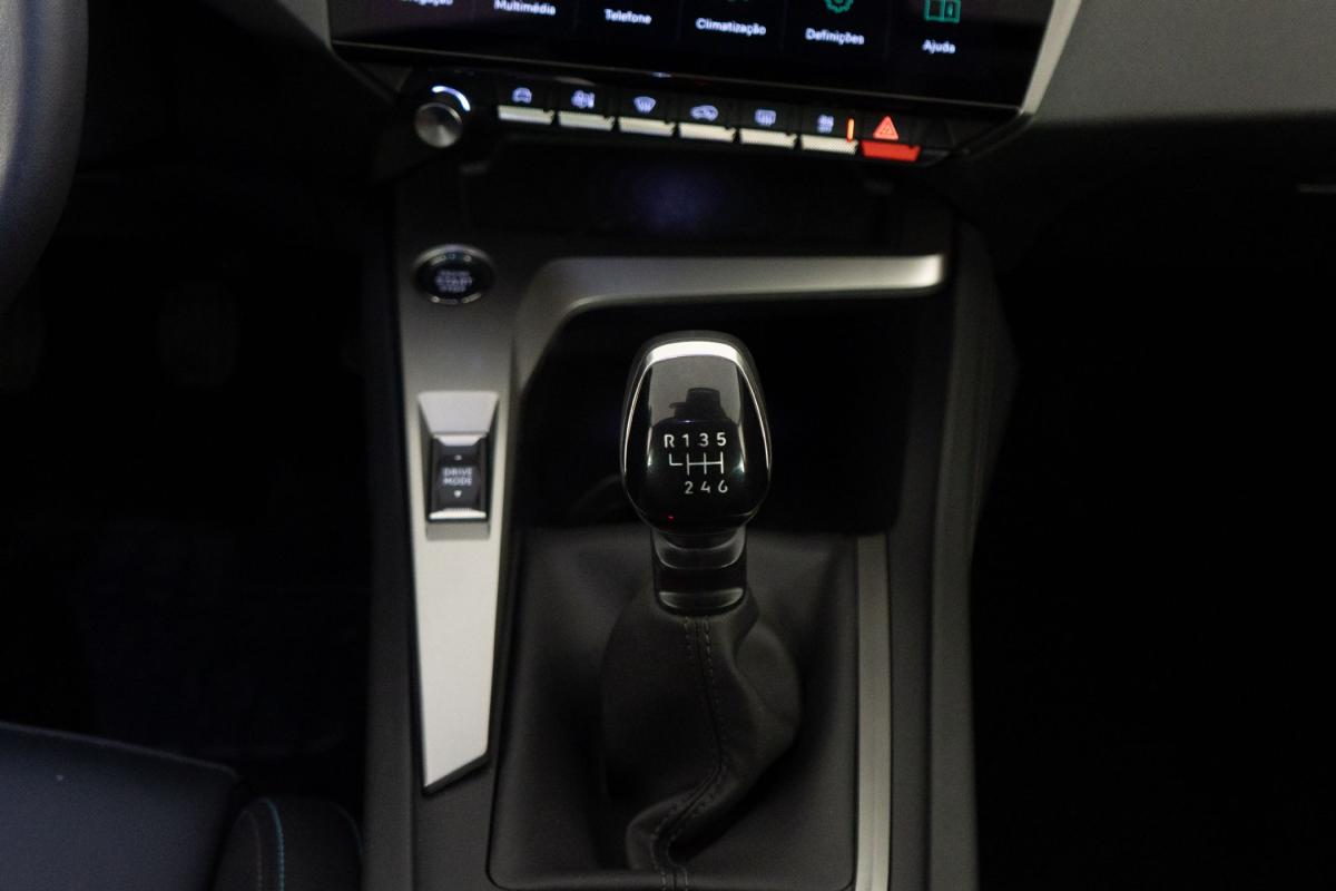 peugeot-308-sw-2024-gasolina-1199cc
